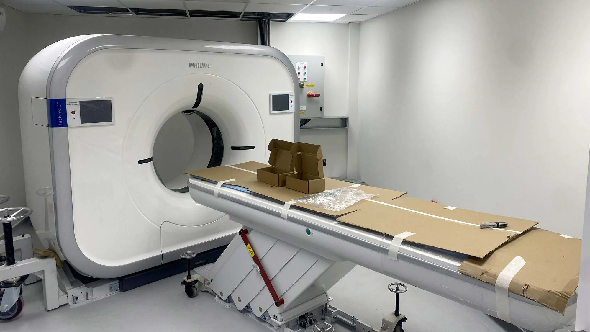 Ct Scanner Installation Begins At Granta Veterinary Specialists 